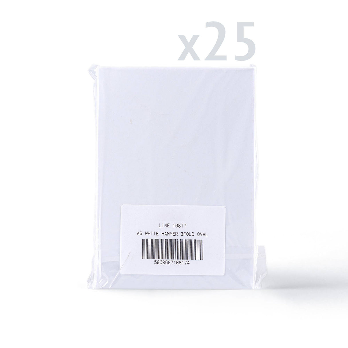 Bílé trojité přehýbací karty s kladívkovou strukturou a oválným výřezem – balení