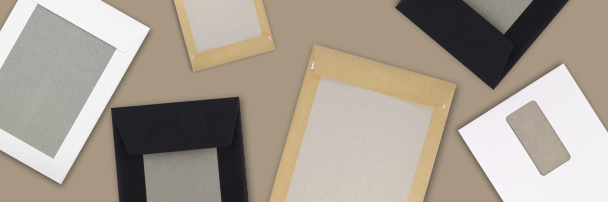 Obálky s kartonovou zadní stranou