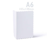 Bílé karty a obálky s vlnitým okrajem – balení