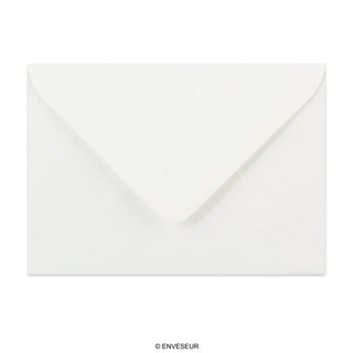 Bílá strukturovaná obálka 114x162 mm (C6)
